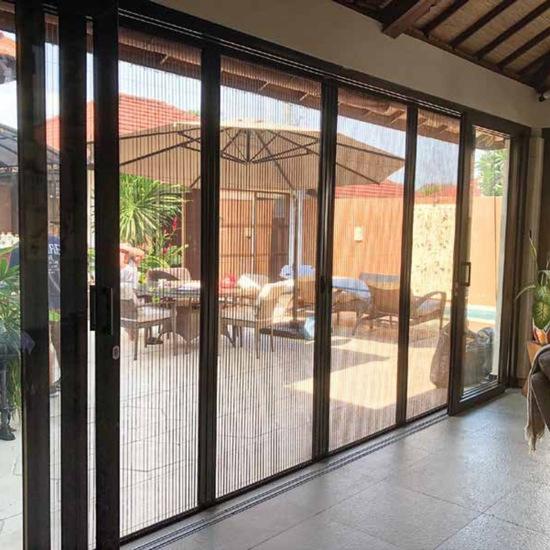 Barrier-Free Mesh Door | Easy Access and Enhanced Ventilation