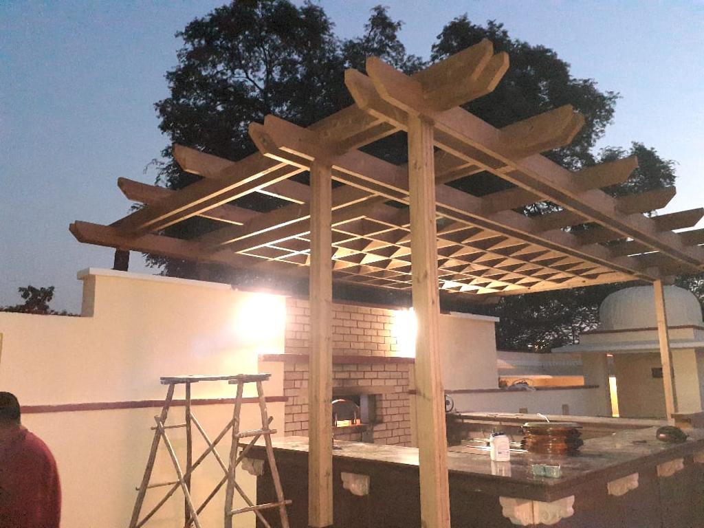 Premium Outdoor Pergola - Enhance Your Backyard Today